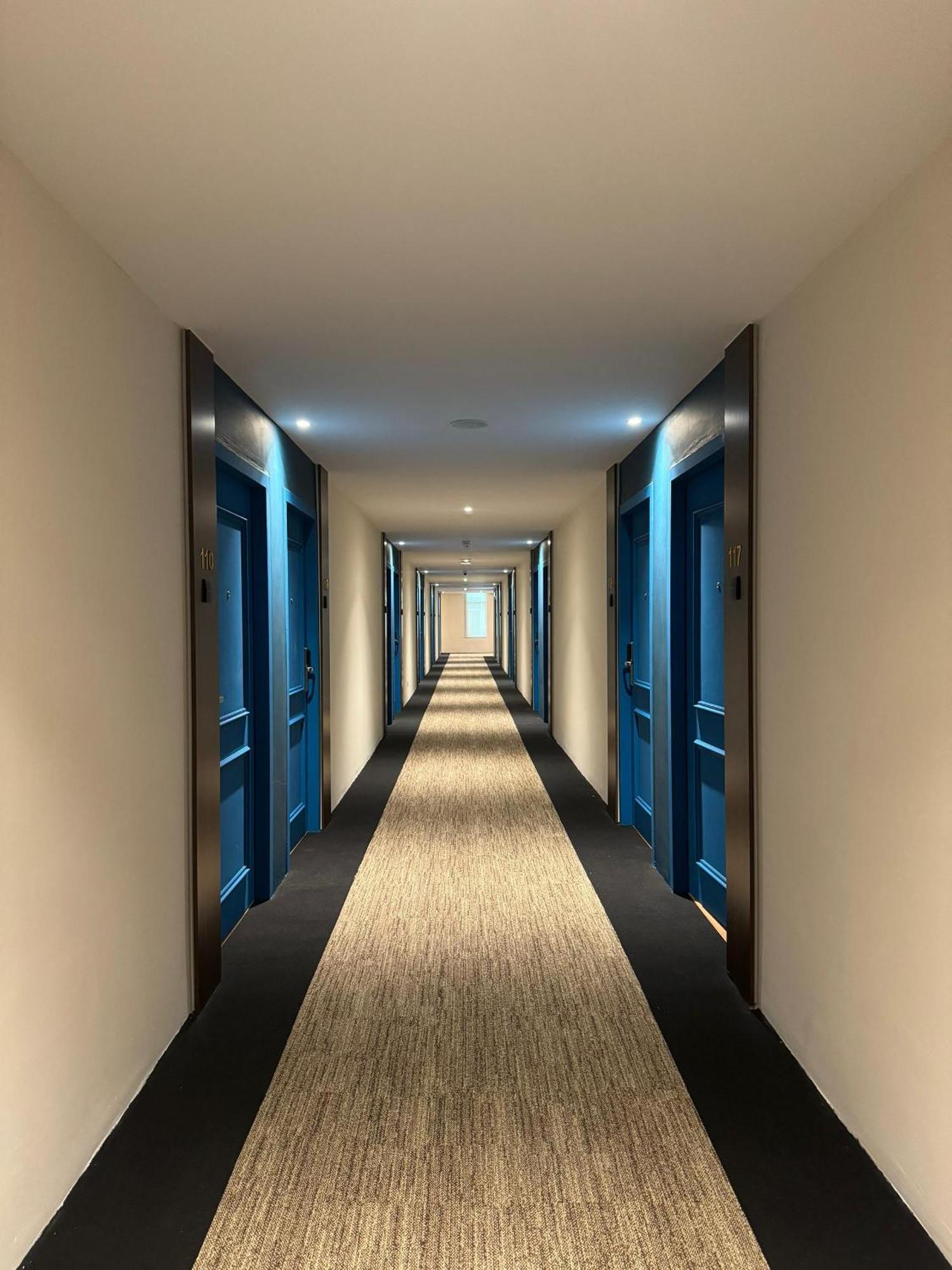 Le'Genda Hotel Каджанг Экстерьер фото